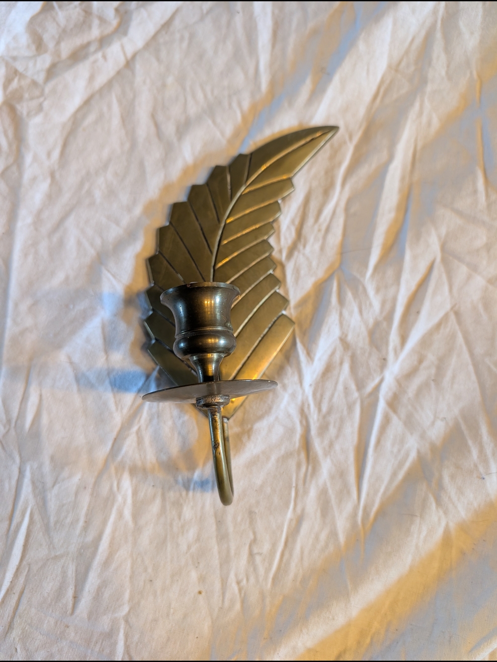 2/50$ Vintage Brass Leaf Wall Candle Holder in Gold Tone